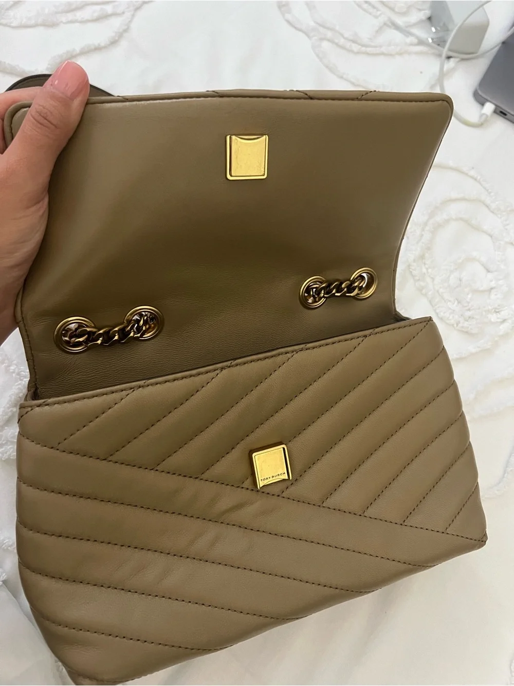 Tory Burch classic tory